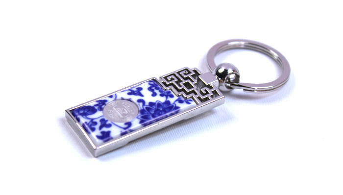 湖北禮物 華中科技大學(xué)禮品 仿瓷筆+鑰匙扣