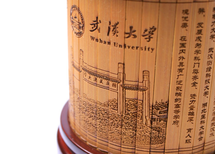 武漢大學(xué)紀念品 適合送老師的禮物 武漢大學(xué)轉運筆筒